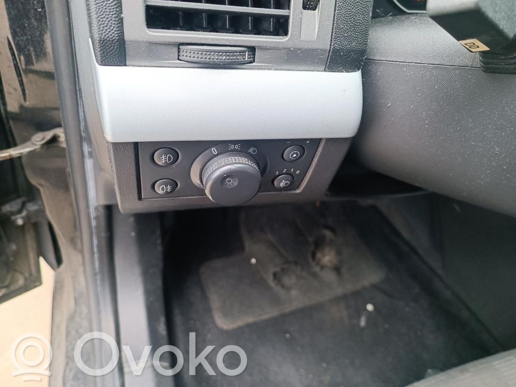 Opel Vectra C Valokatkaisija 