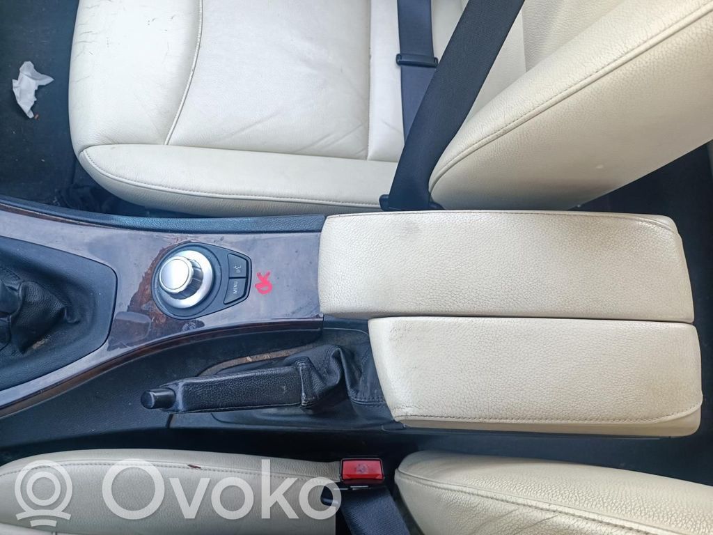 BMW 3 E90 E91 Centrinė konsolė 
