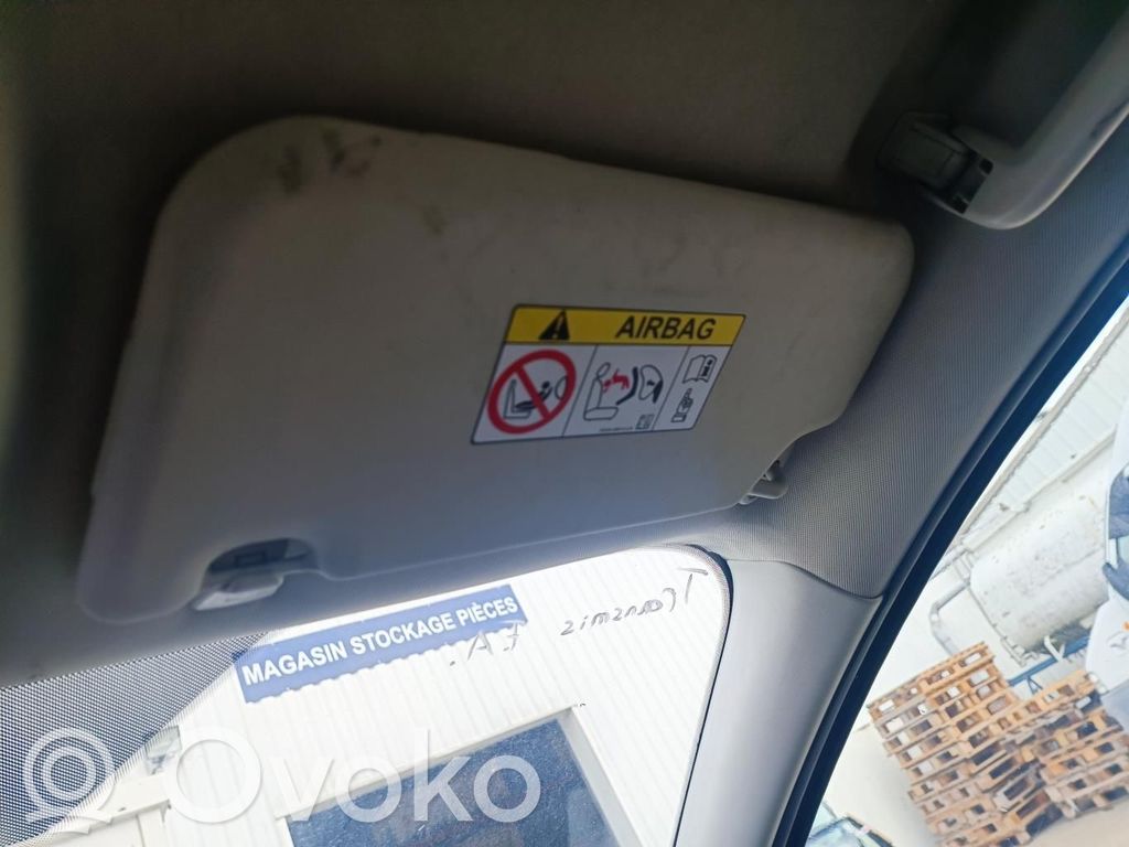 Ford Focus Skydelis nuo saulės 
