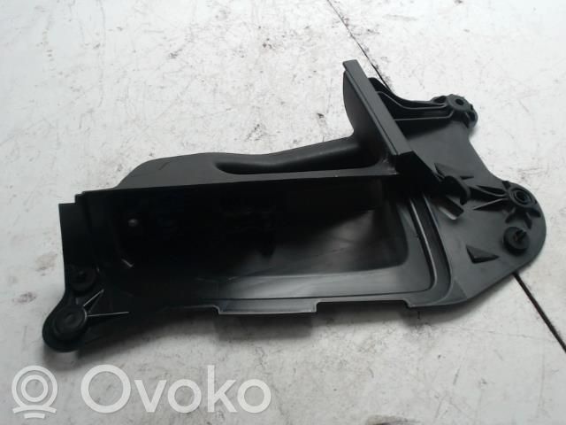Rear door interior handle