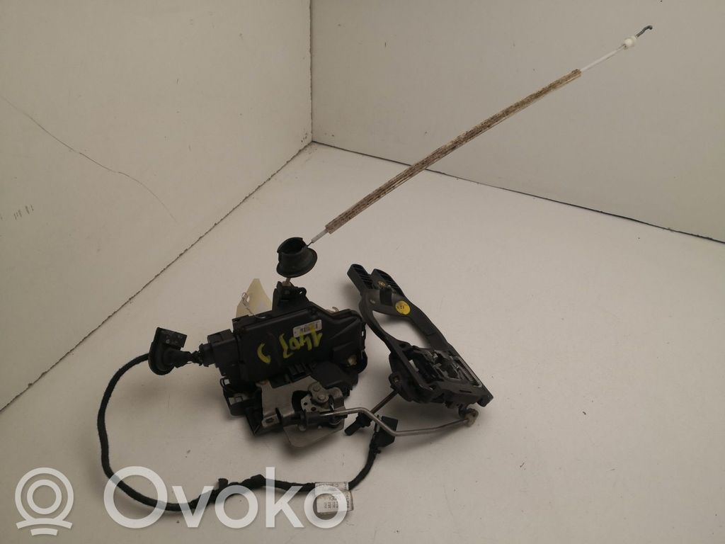 Audi A2 Front door lock 