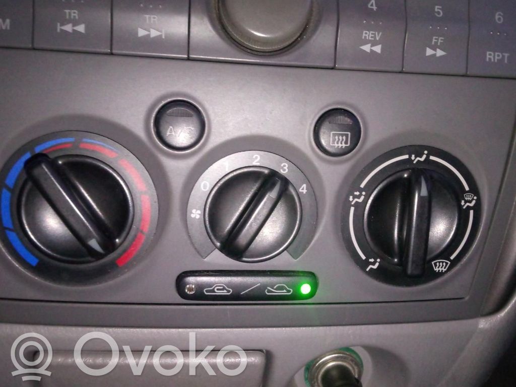 Mazda Premacy Climate control unit 