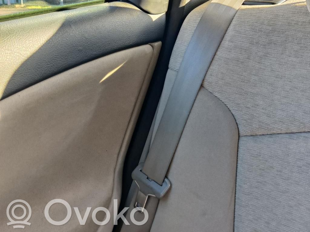 Citroen C5 Cinturón trasero 