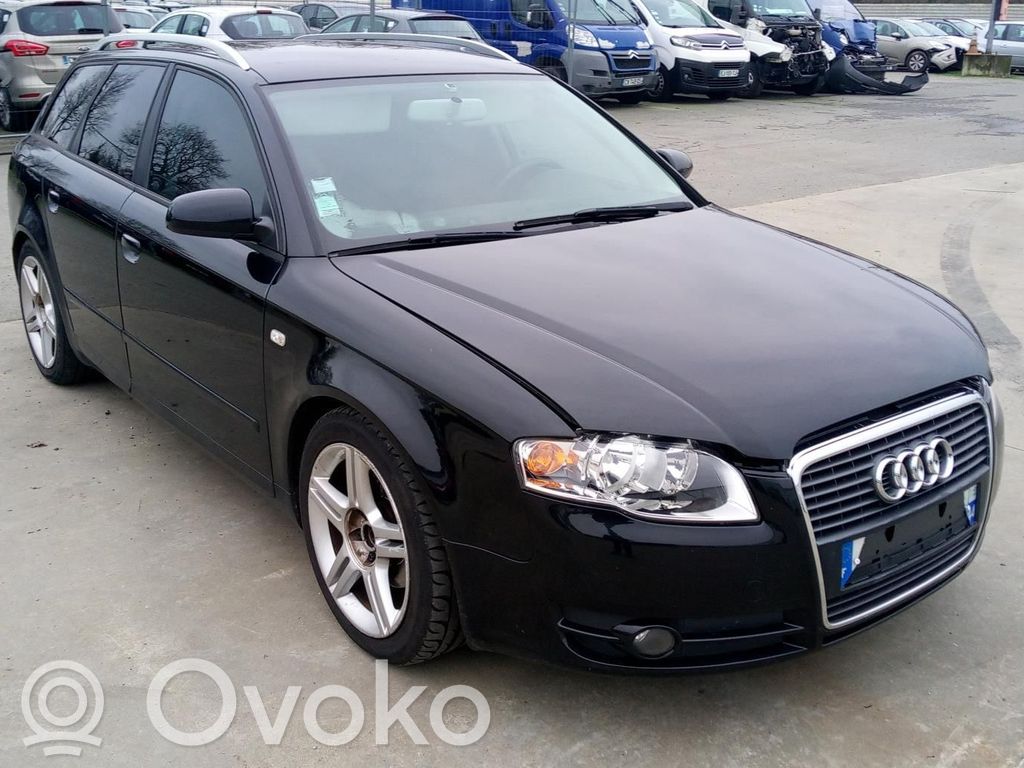 Audi A4 S4 B7 8E 8H Etuapurunko 