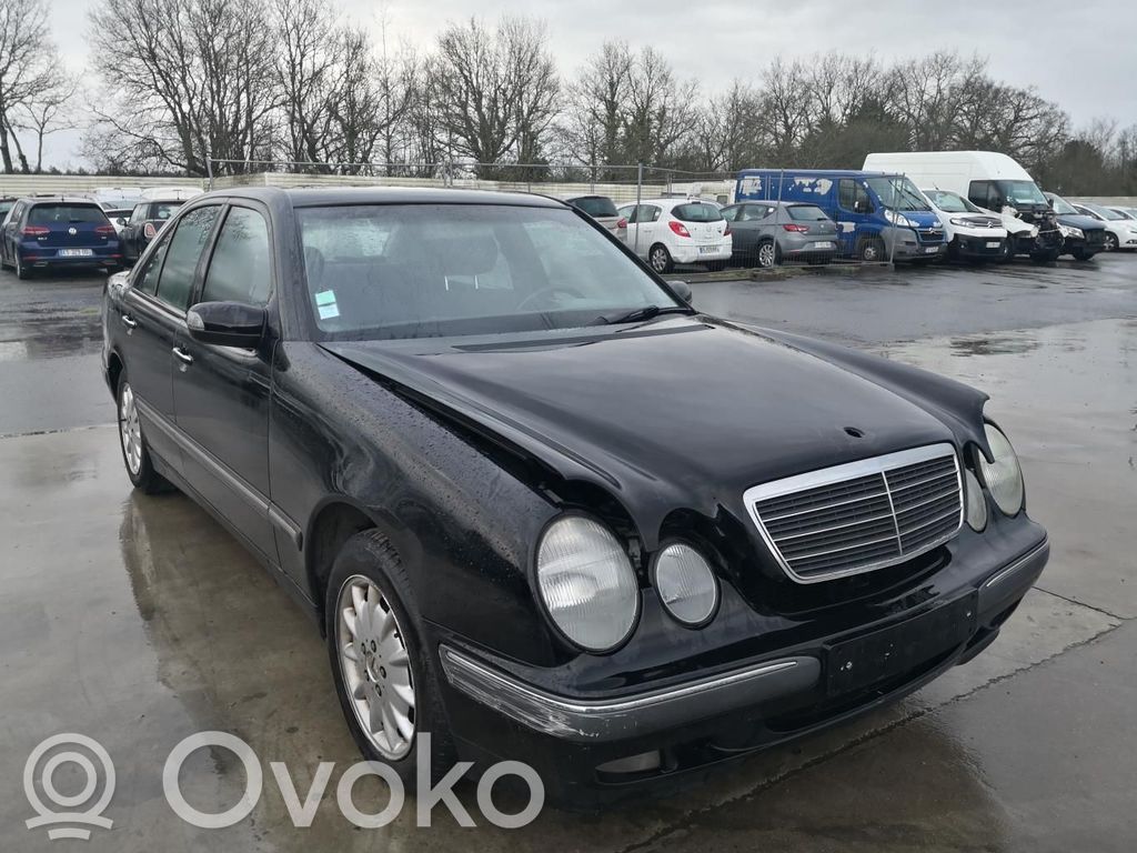 Mercedes-Benz E W210 Casetă direcție 