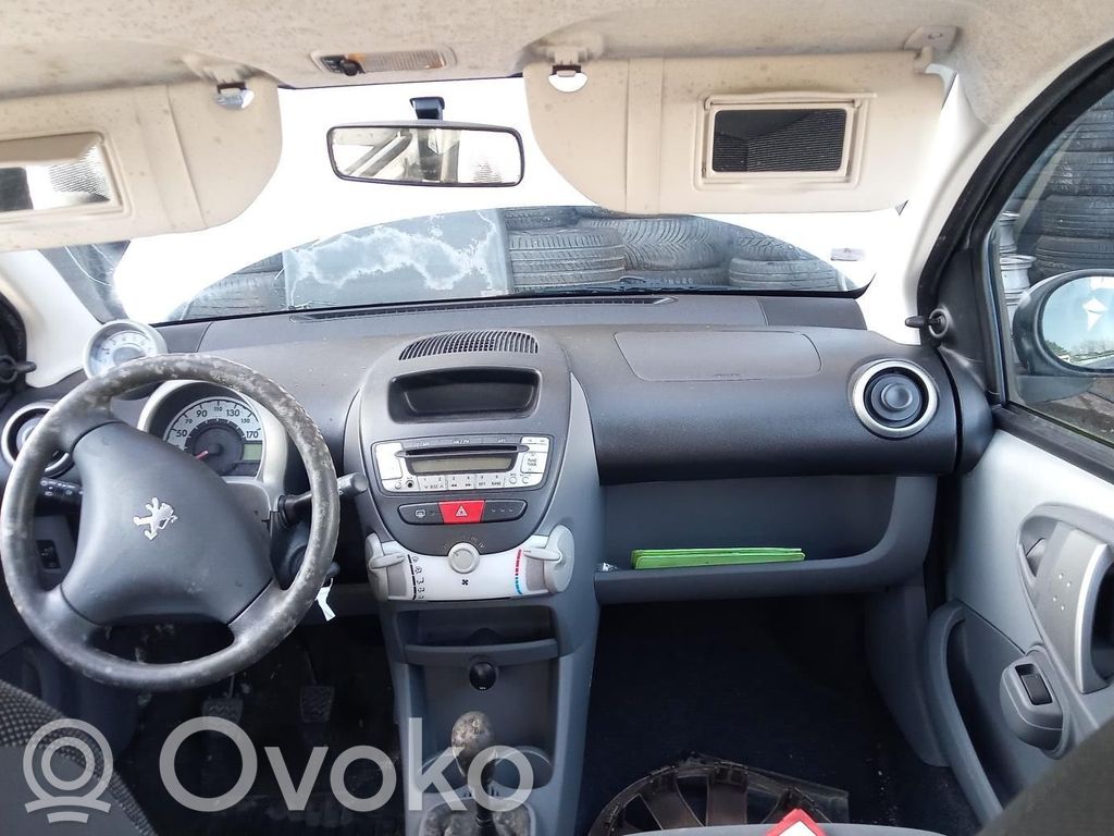 Peugeot 107 Kojelauta 
