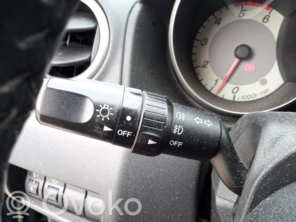 Mazda 3 I Indicator stalk 