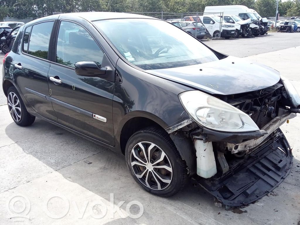 Renault Clio III Cinturón delantero 