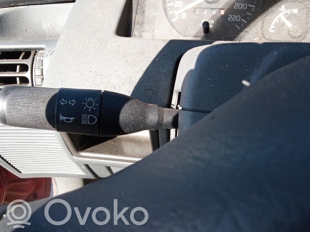 Renault Clio I Indicator stalk 