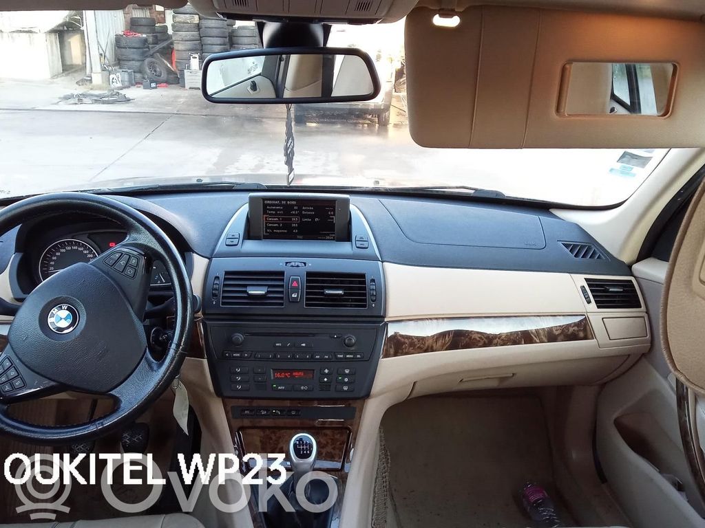 BMW X3 E83 Panelis 