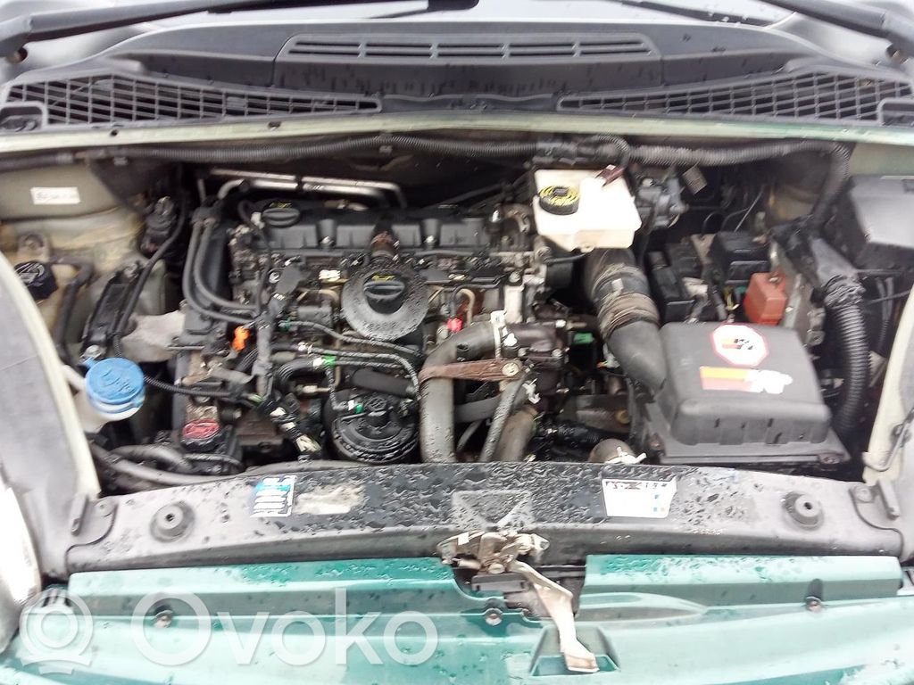 Citroen Xsara Picasso Starteris 