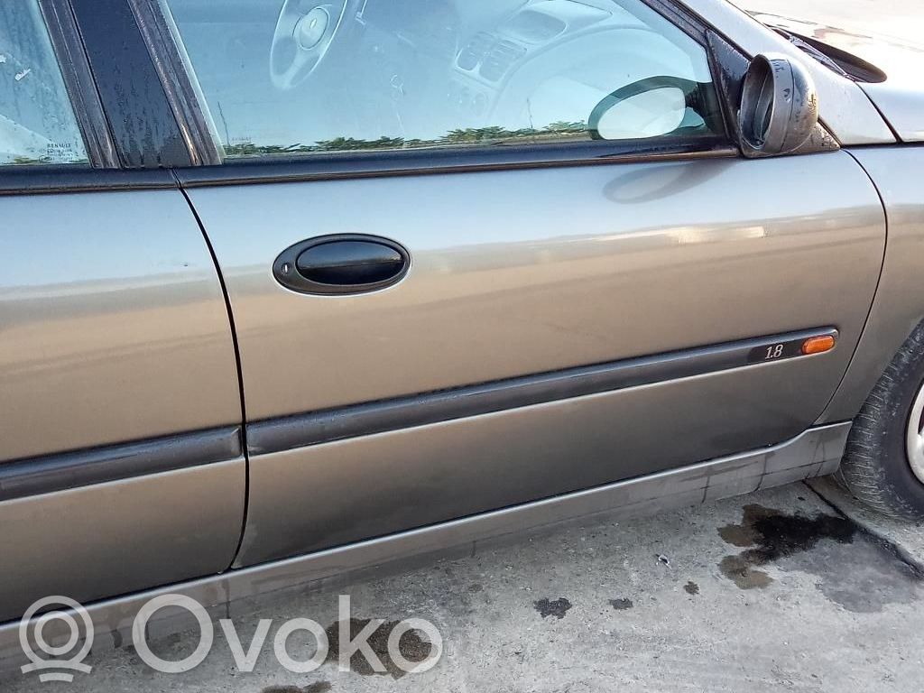Renault Laguna I Priekinės durys 