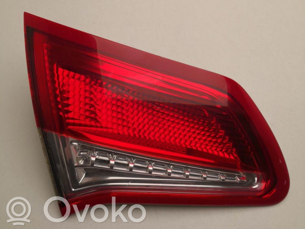 Citroen C4 II Tailgate rear/tail lights 