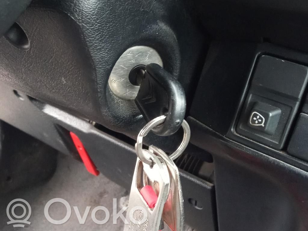Citroen ZX Užvedimo spynelė 