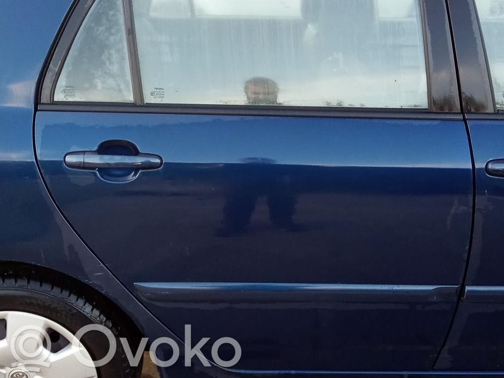 Toyota Corolla E120 E130 Galinės durys 