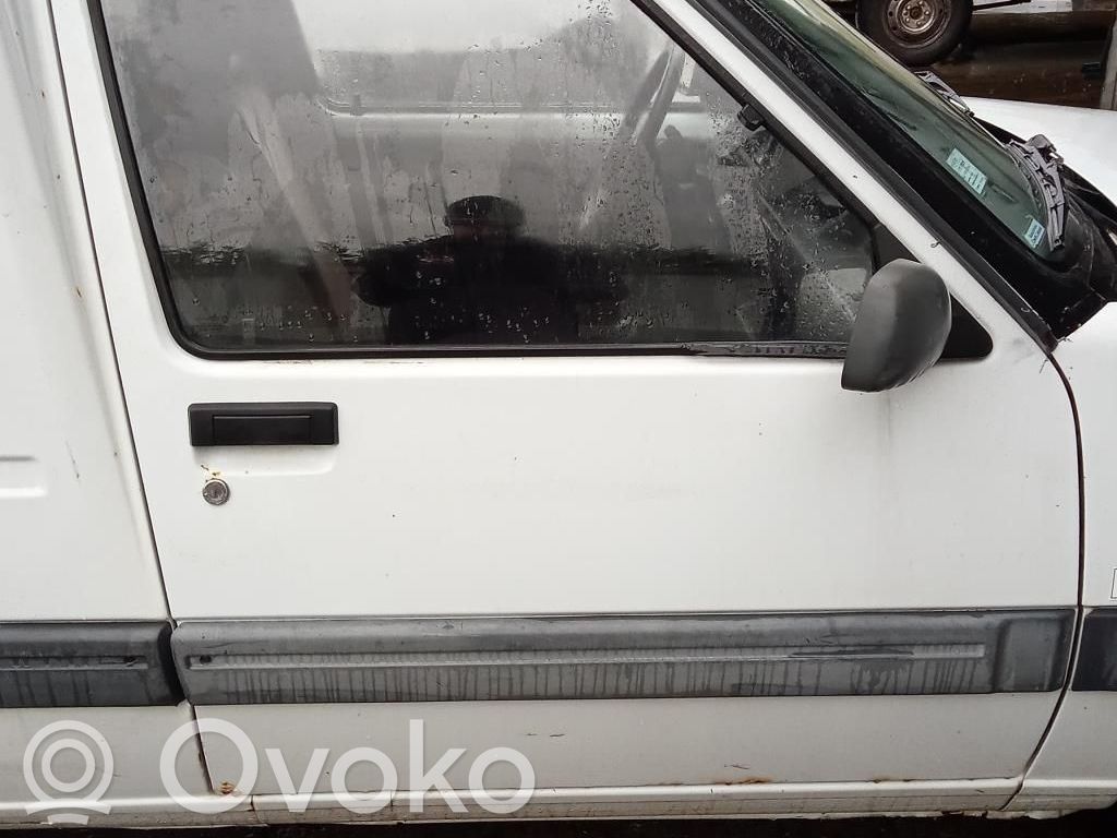 Durvis   7751466602