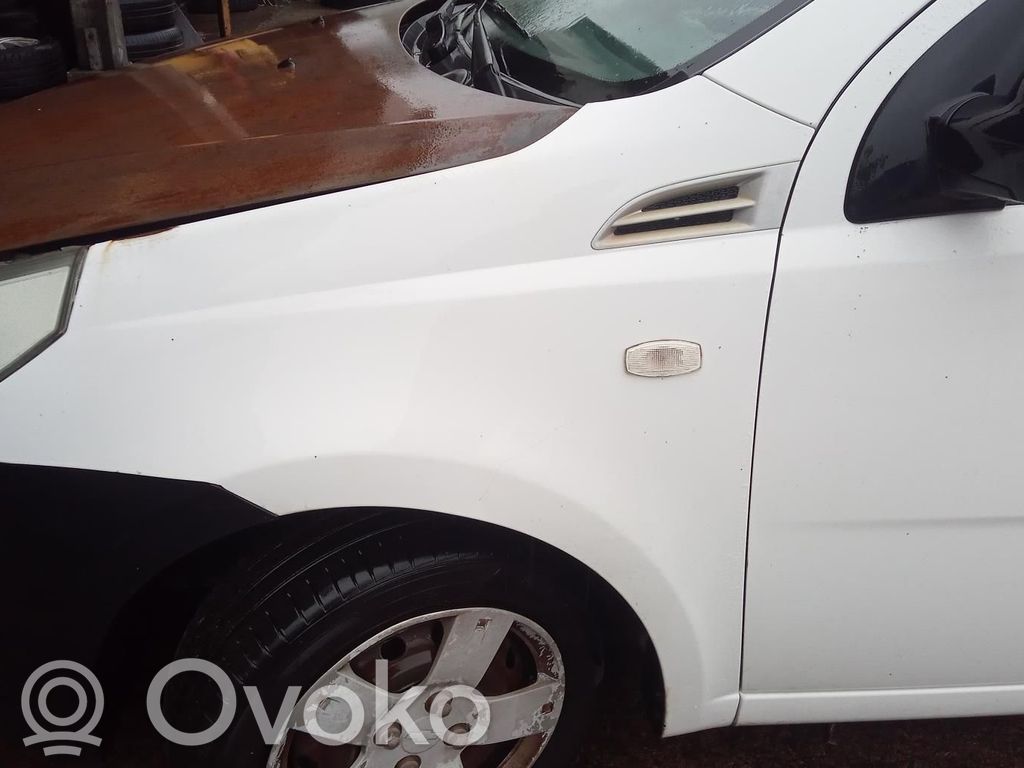 Chevrolet Aveo Guardabarro 
