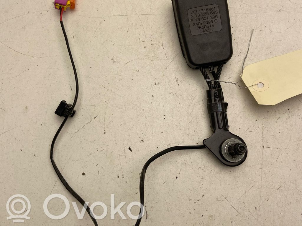 Opel Meriva B Bridă fixare centură de siguranță spate 