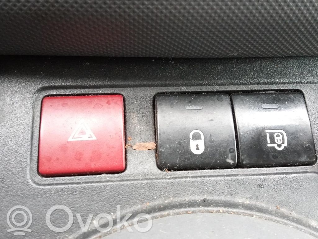 Citroen Berlingo Comutator lumini pericol 