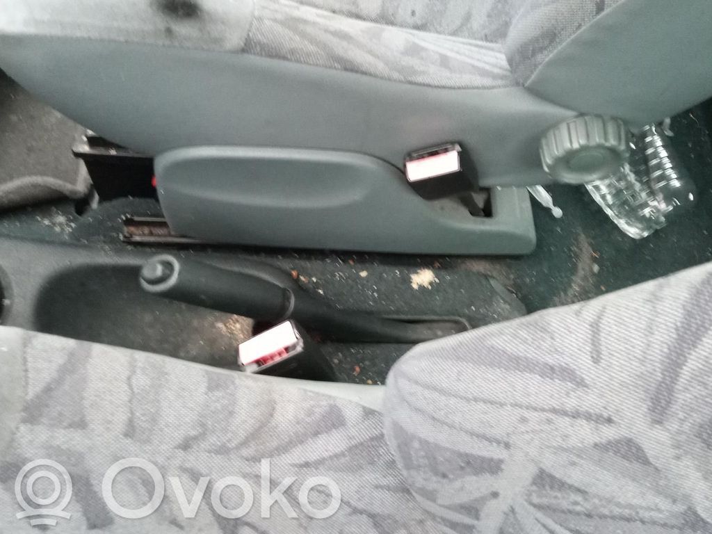 Renault Scenic I Klamra przedniego pasa bezpieczeństwa 