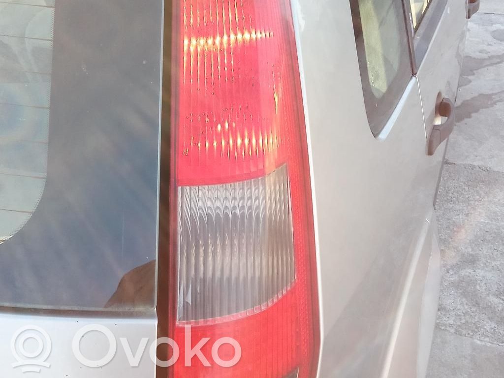 Ford Fiesta Galinis žibintas kėbule 