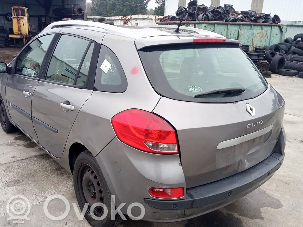 Renault Clio III Takajarrusatula 