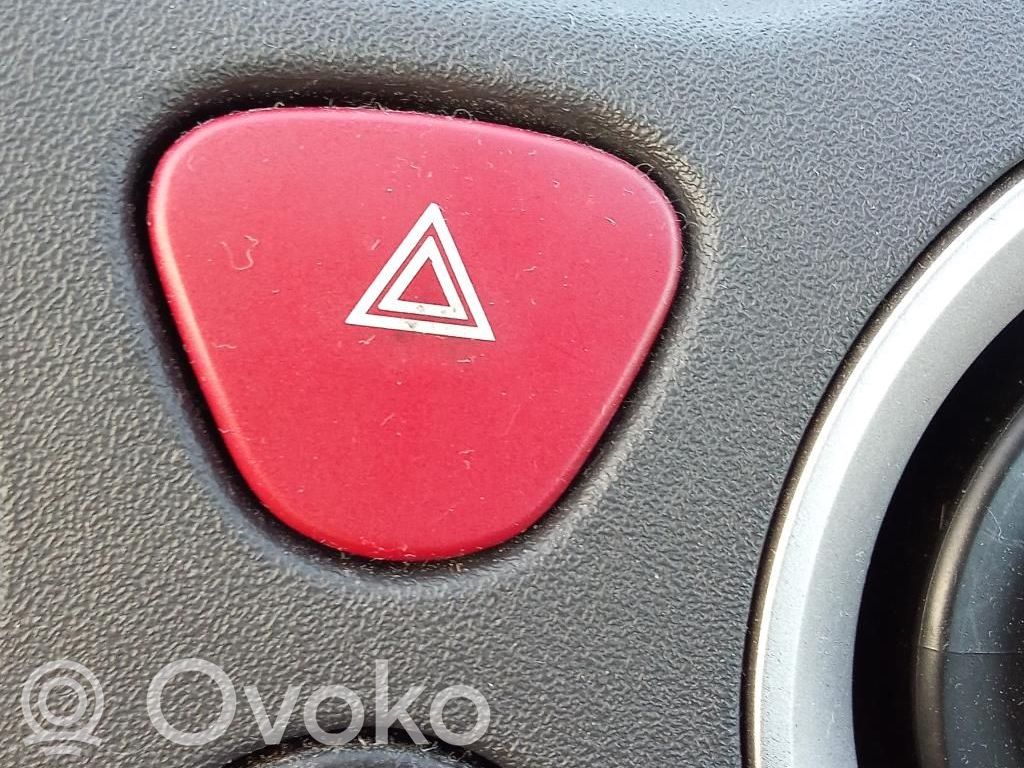 Citroen C2 Hazard light switch 
