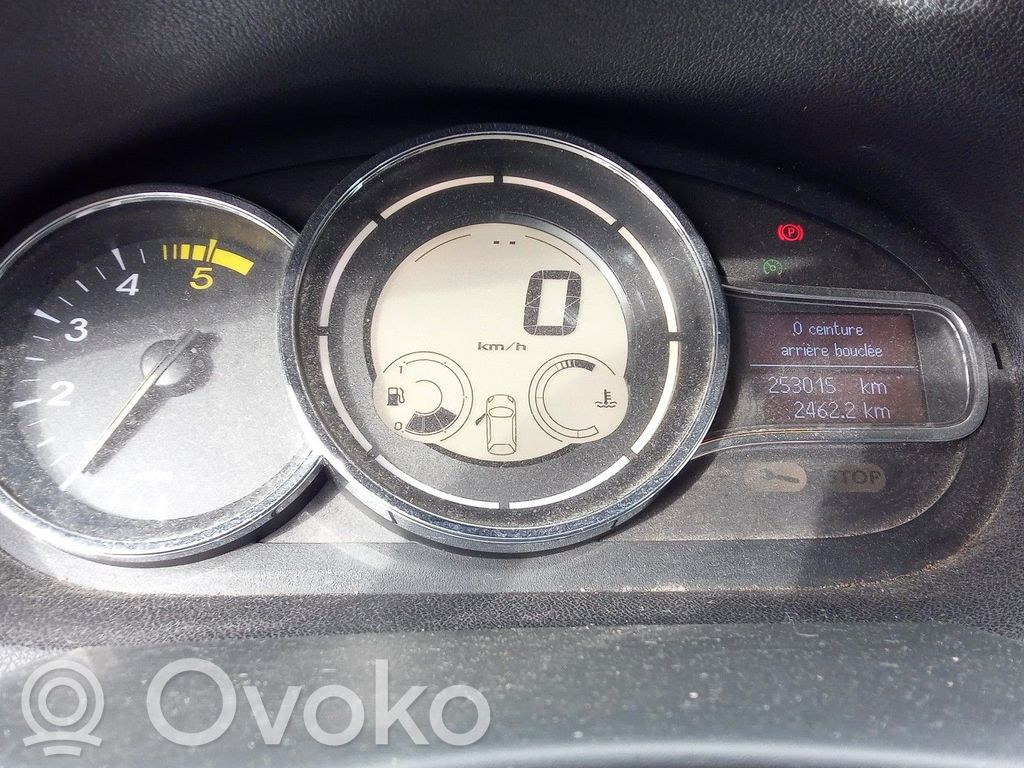 Renault Megane III Licznik / Prędkościomierz 