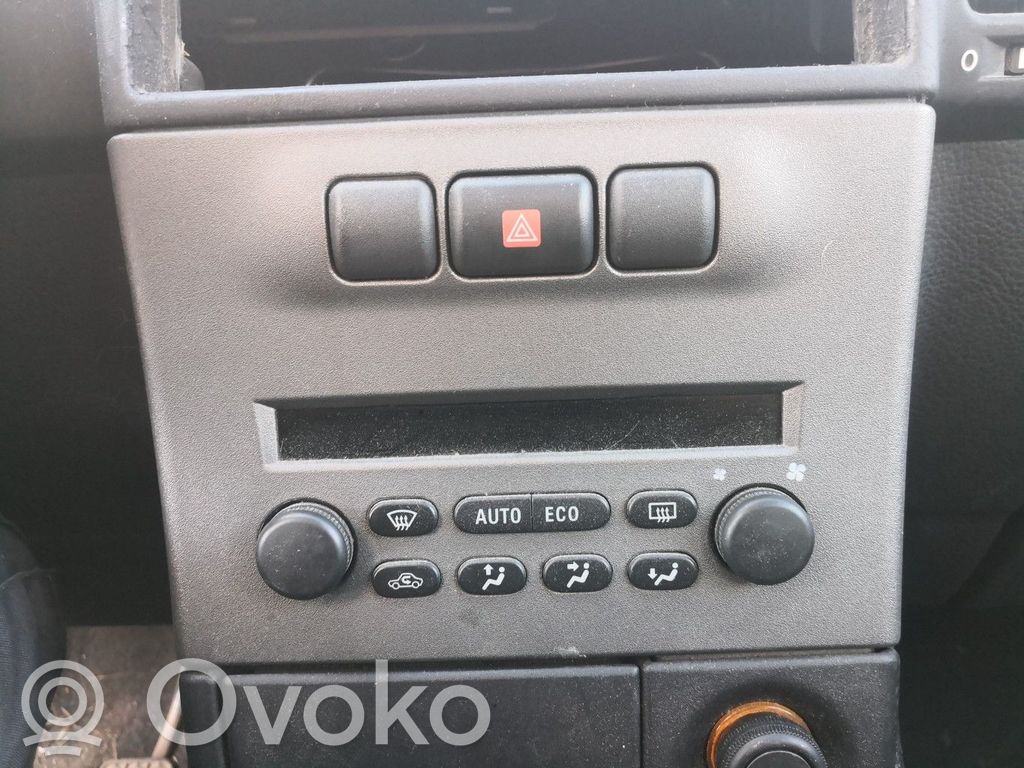 Opel Zafira A Interruttore luci di emergenza 