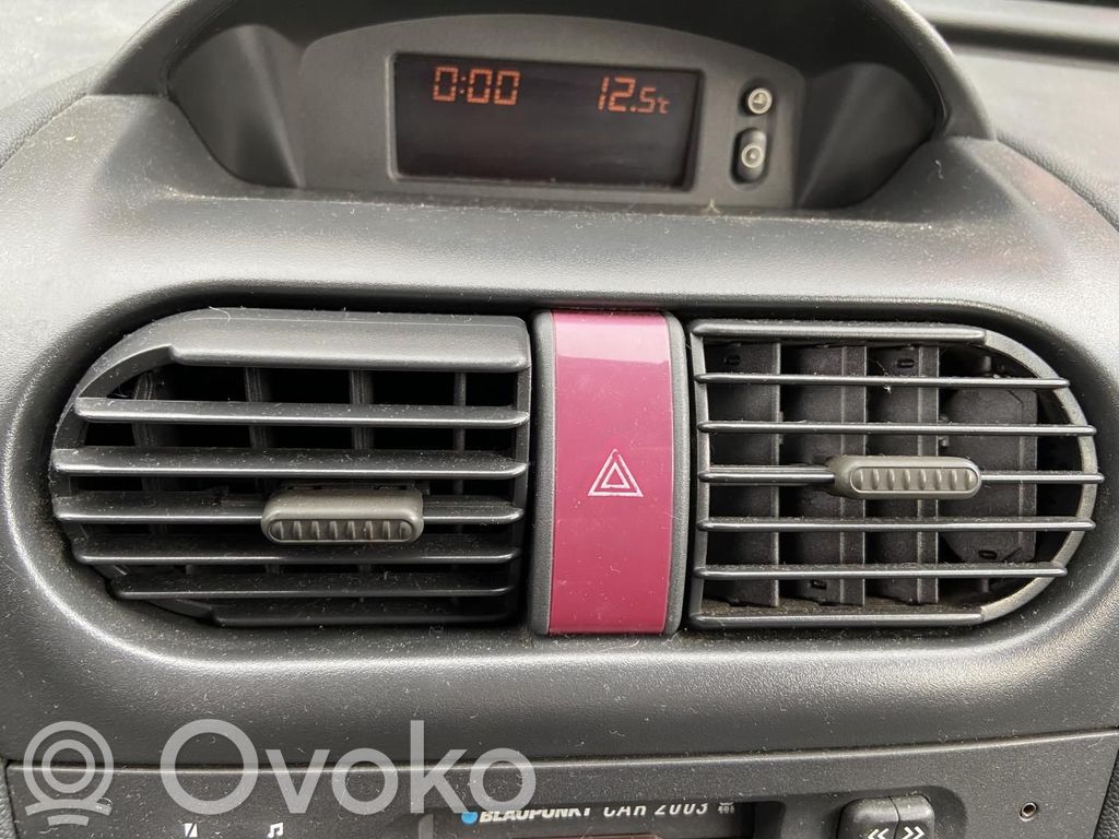 Opel Corsa C Hazard light switch 