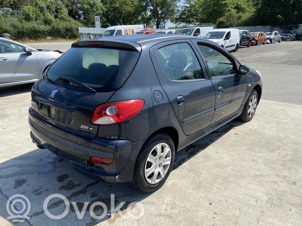 Peugeot 206+ Poprzeczka zderzaka tylnego 