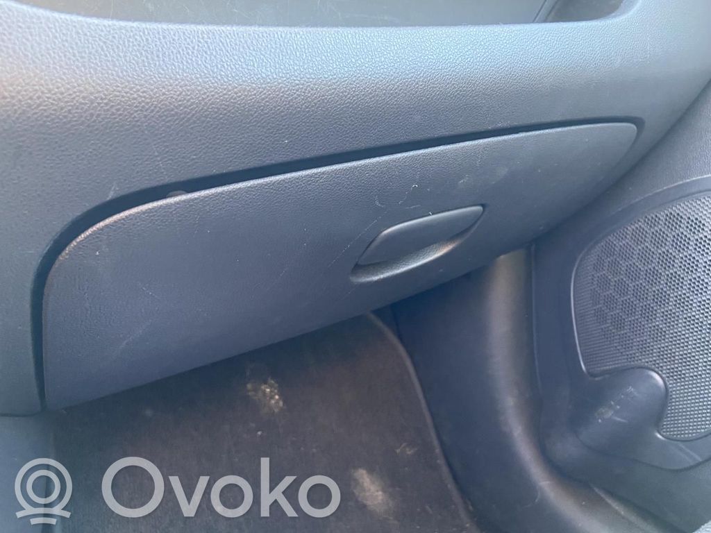 Renault Clio IV Juego guantera 