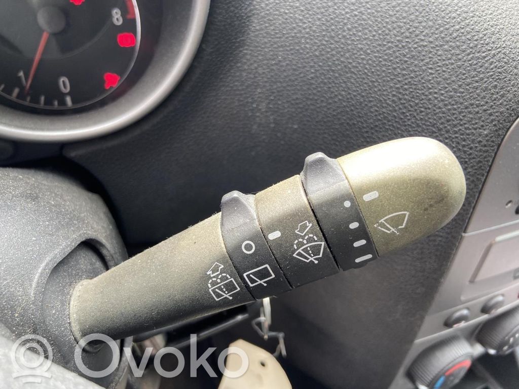 Alfa Romeo 147 Interruptor/palanca de limpiador de luz de giro 