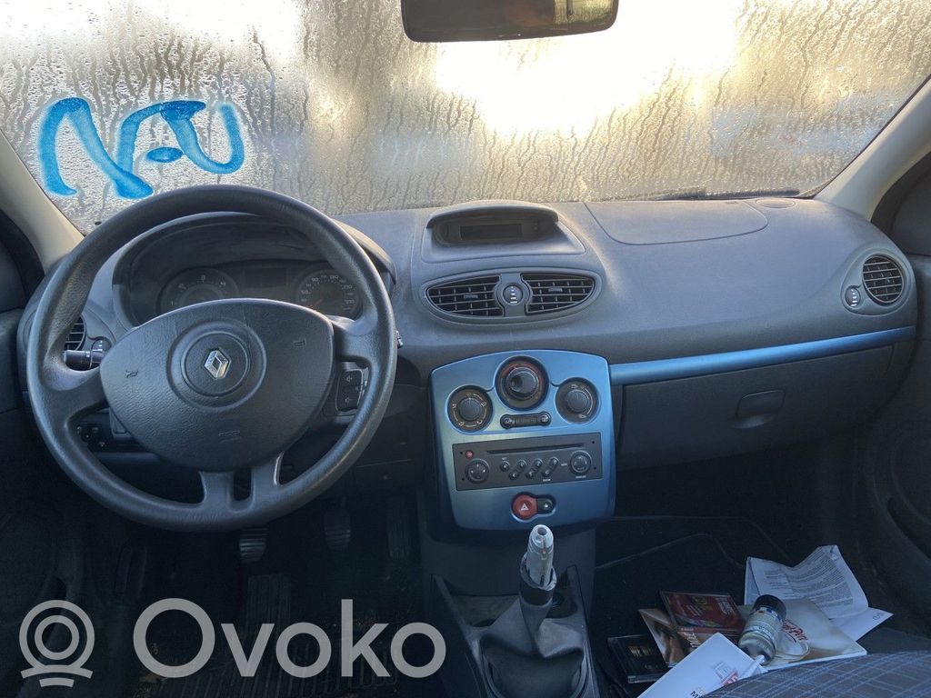 Renault Clio III Panel de instrumentos 