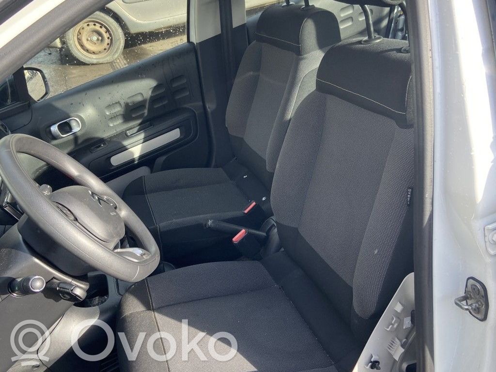 Citroen C3 Kuljettajan istuin 