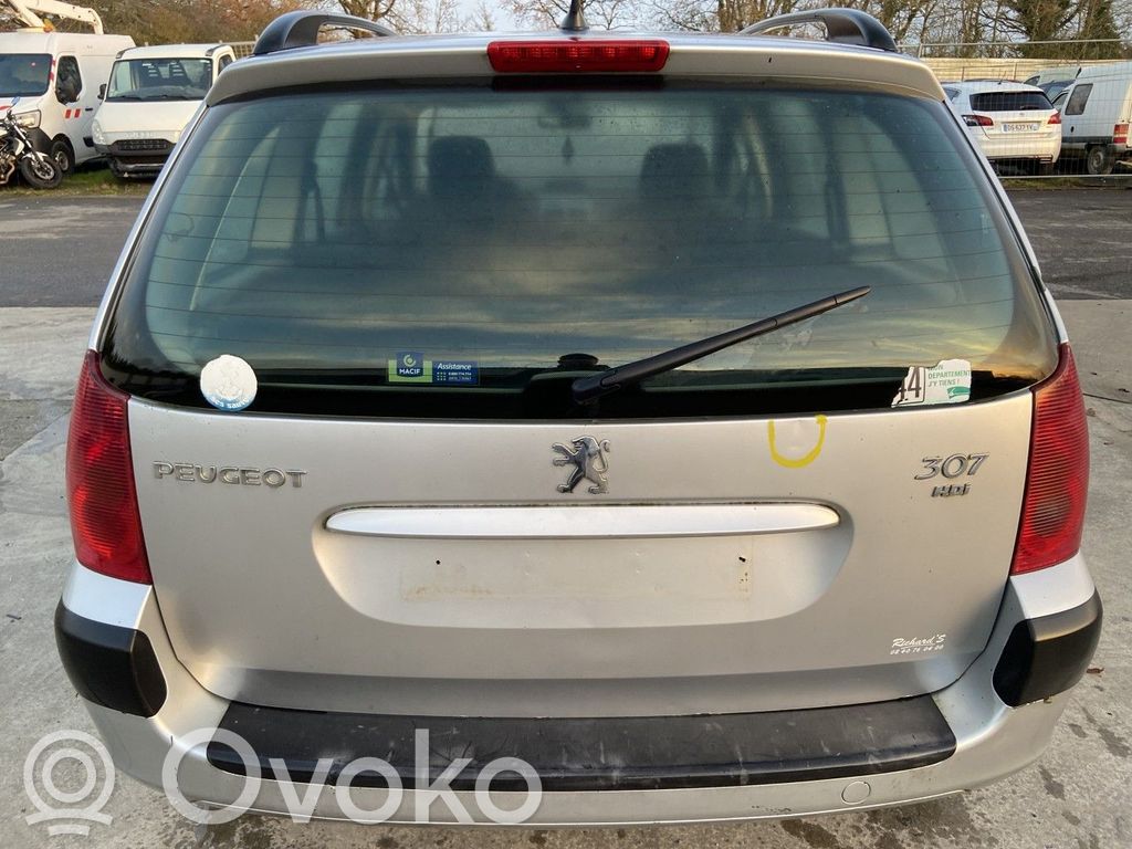 Peugeot 307 Tailgate opening switch 