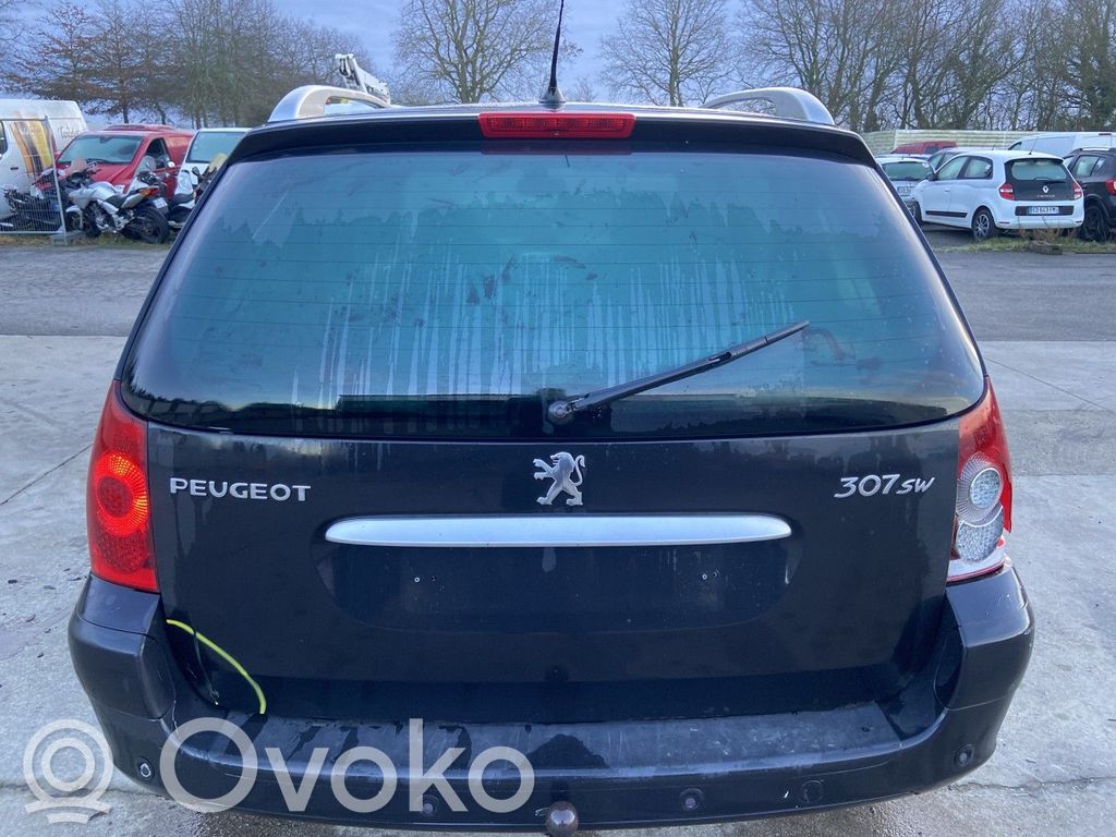 Peugeot 307 Tailgate opening switch 