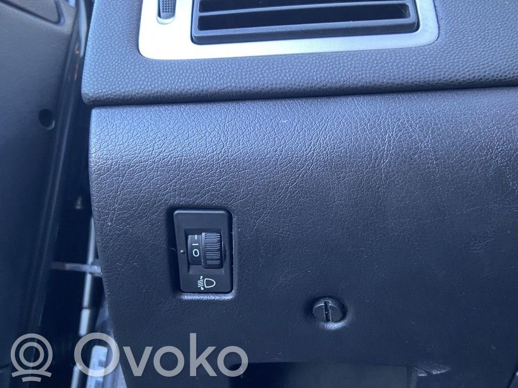 Peugeot 307 Light switch 