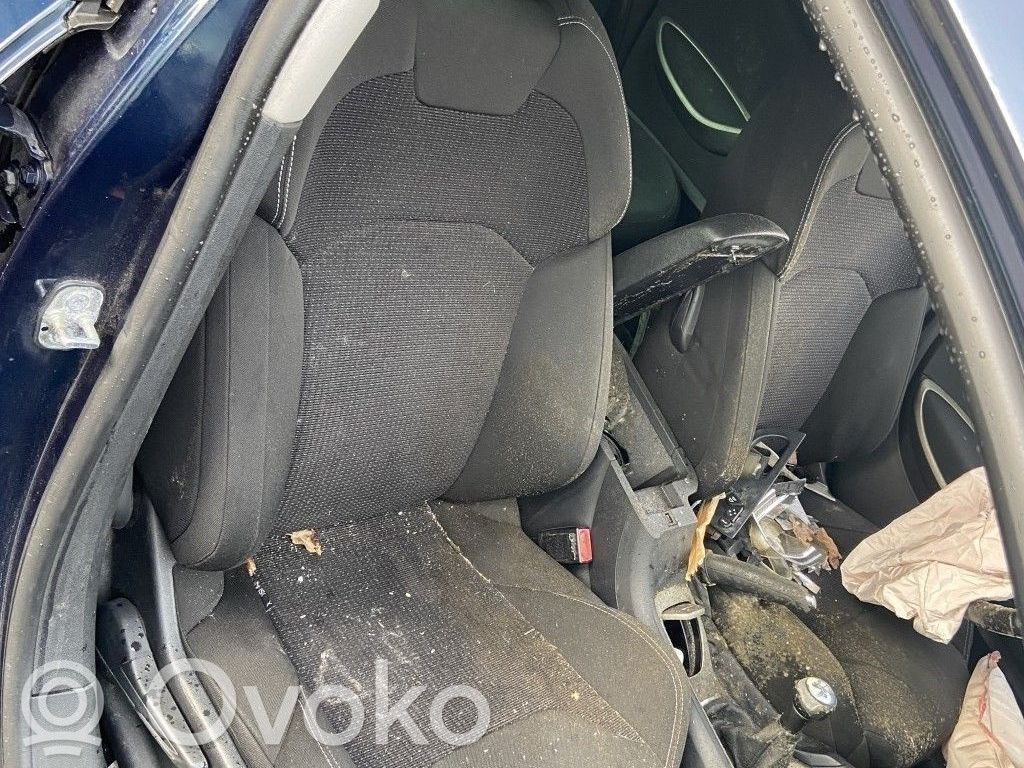 Citroen C5 Etumatkustajan istuin 