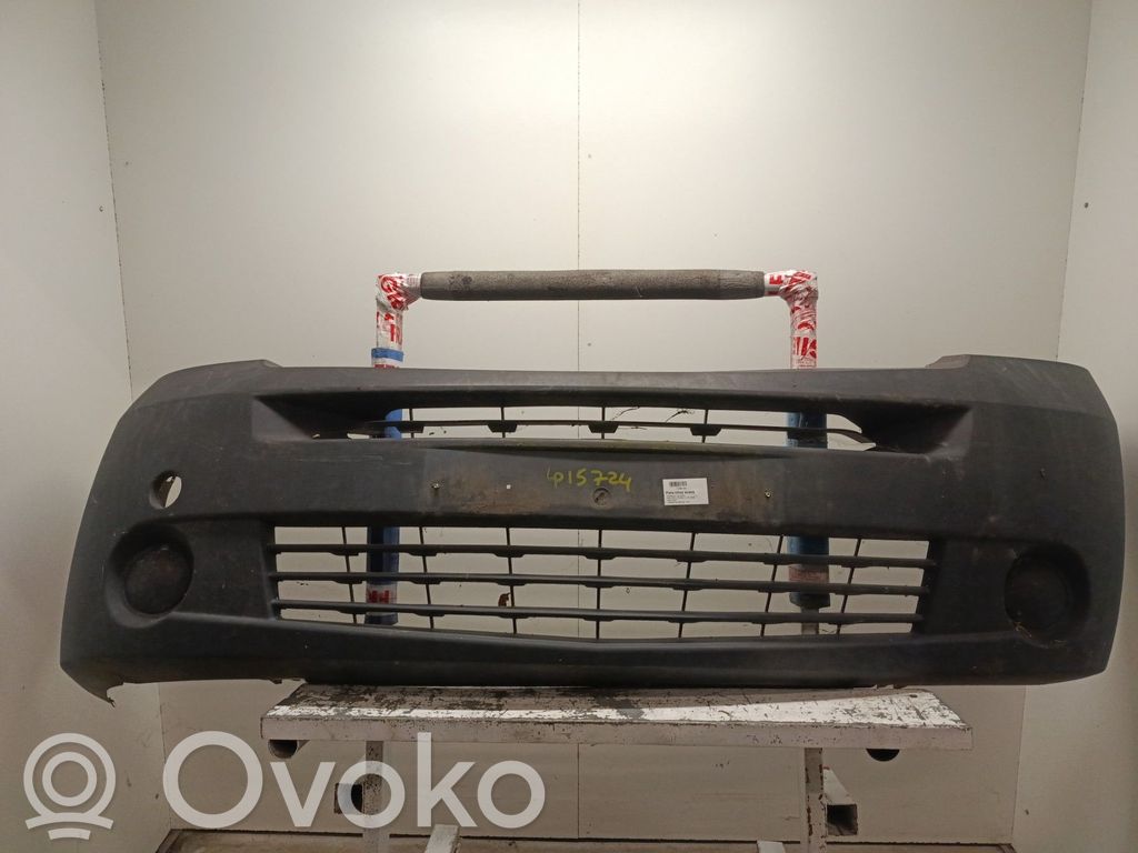 Front bumper   8200394563
