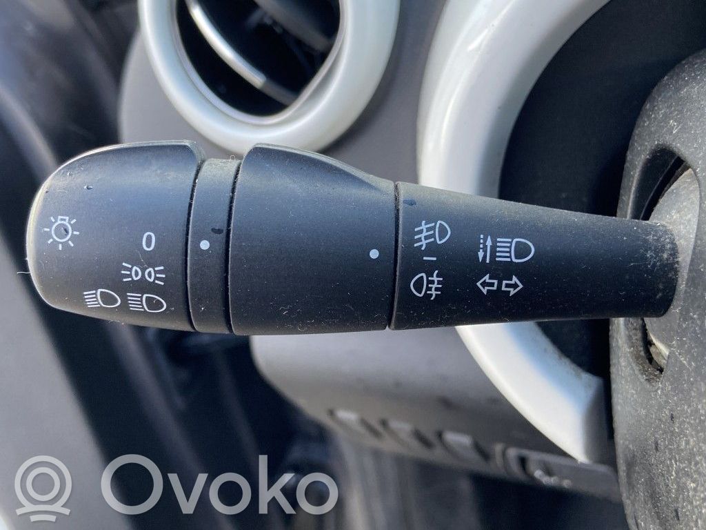 Renault Twingo III Indicator stalk 