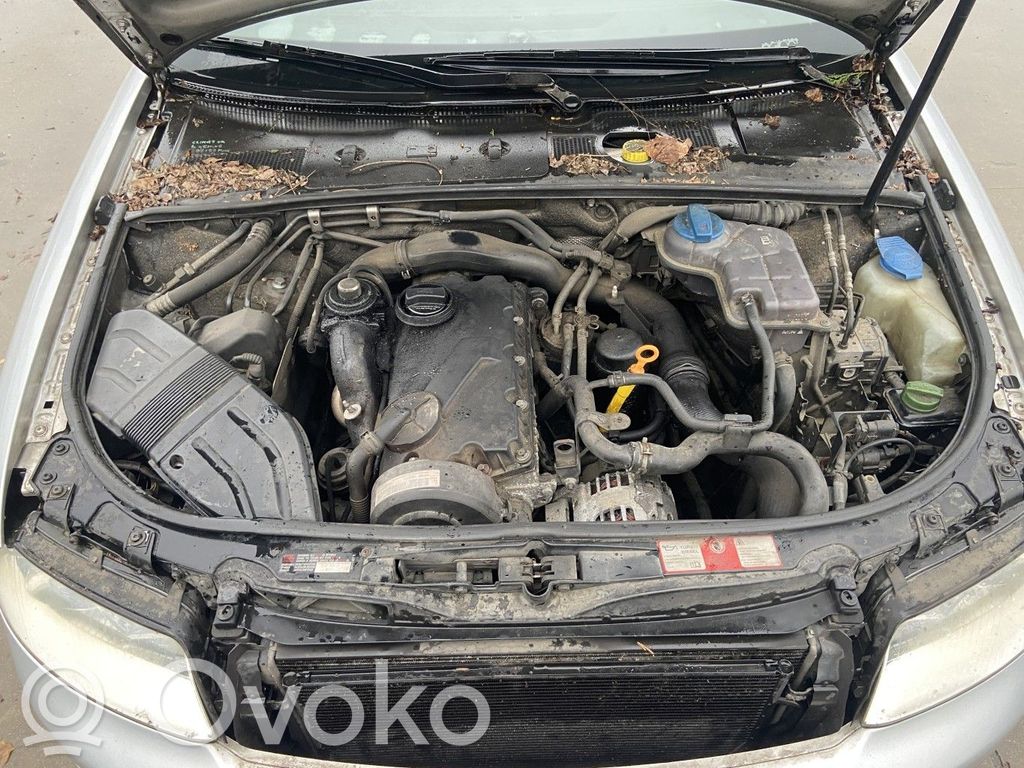 Audi A4 S4 B6 8E 8H ABS-pumppu 