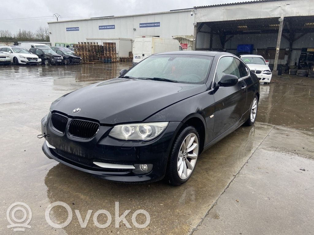 Priekšpusē bampera sija / balka   51117267671