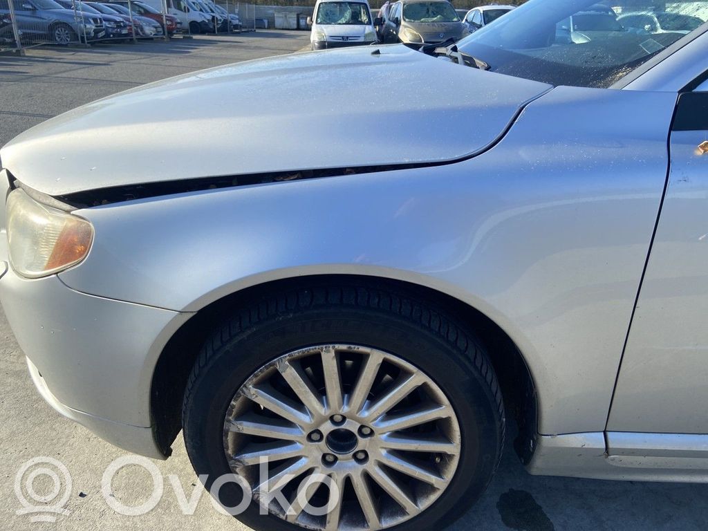 Volvo S80 Крыло 