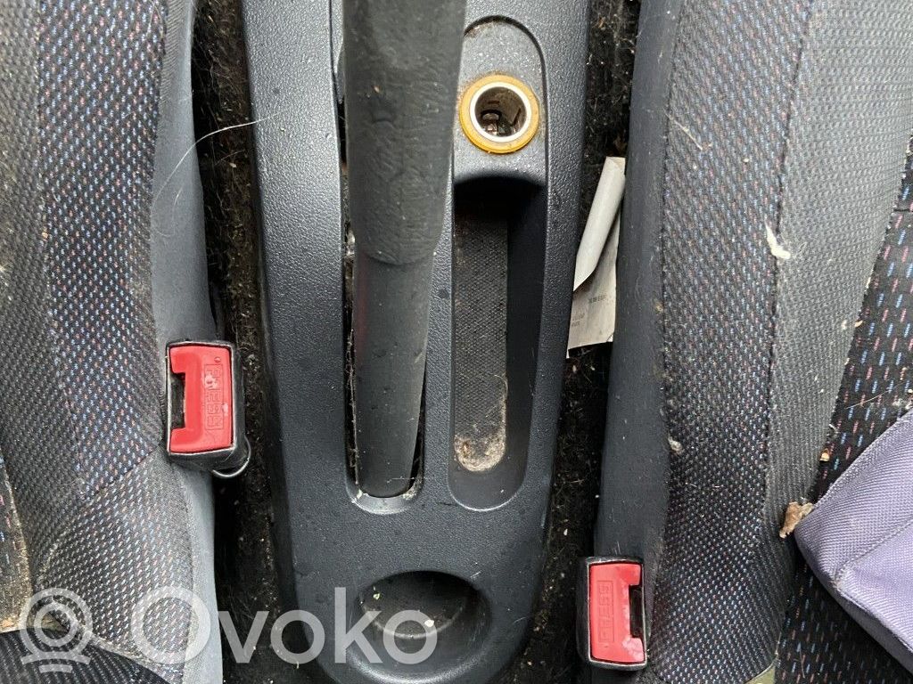 Renault Clio III Gurtschloss vorne 