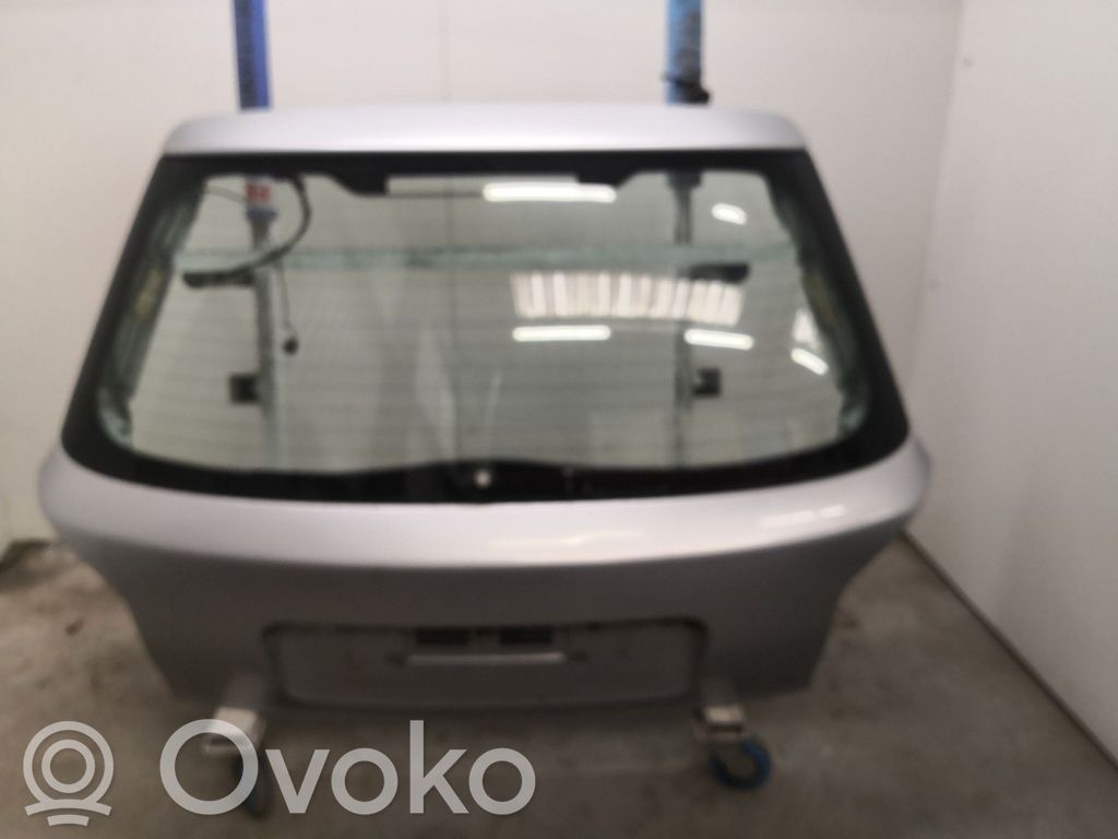Audi A3 S3 8L Tailgate/trunk/boot lid 