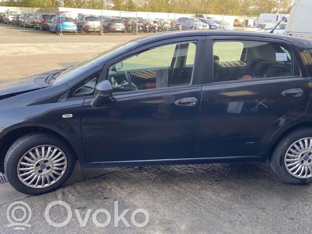 Fiat Grande Punto Półoś przednia 