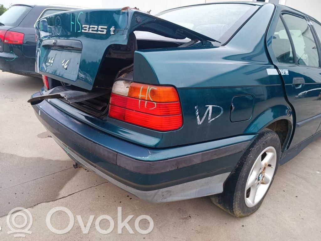 BMW 3 E36 Bamperis 