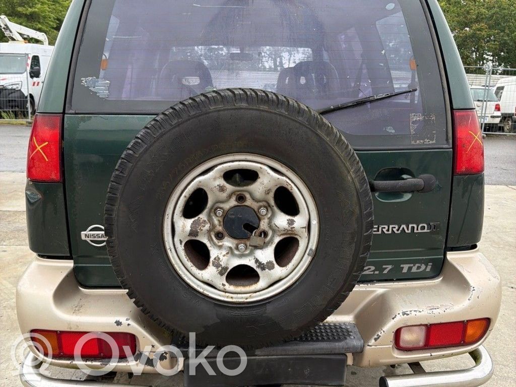 Nissan Terrano Tylna klapa bagażnika 