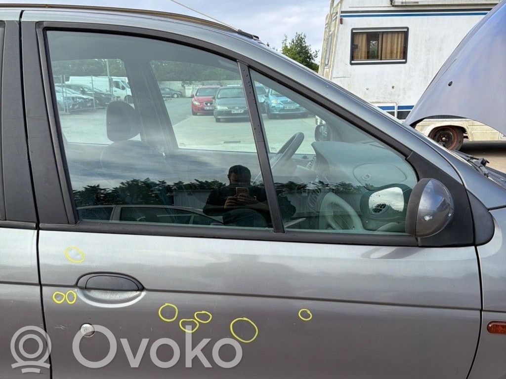 Renault Scenic I Puerta delantera 